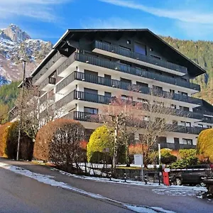 Du Brevent - Village Chamonix